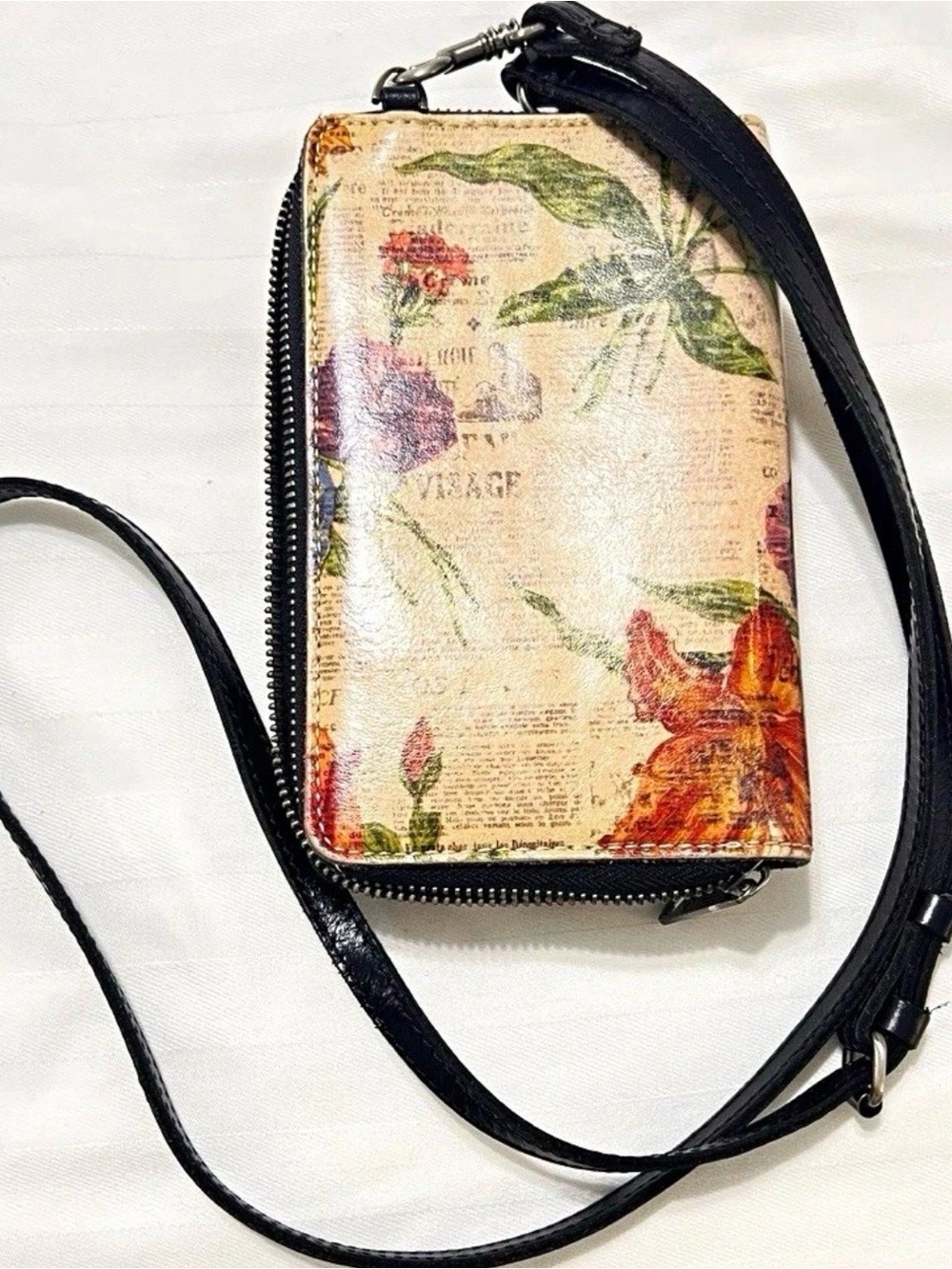 Patricia Nash Floral Print Crossbody Wallet - Black detachable Strap